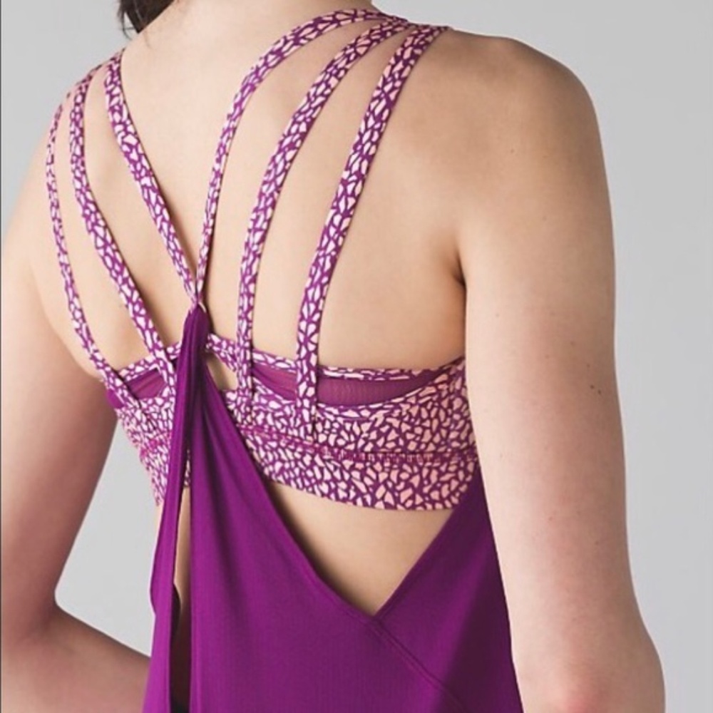 SOLD - Lululemon Athletica Nouveau Limits Tank Purple Sz6